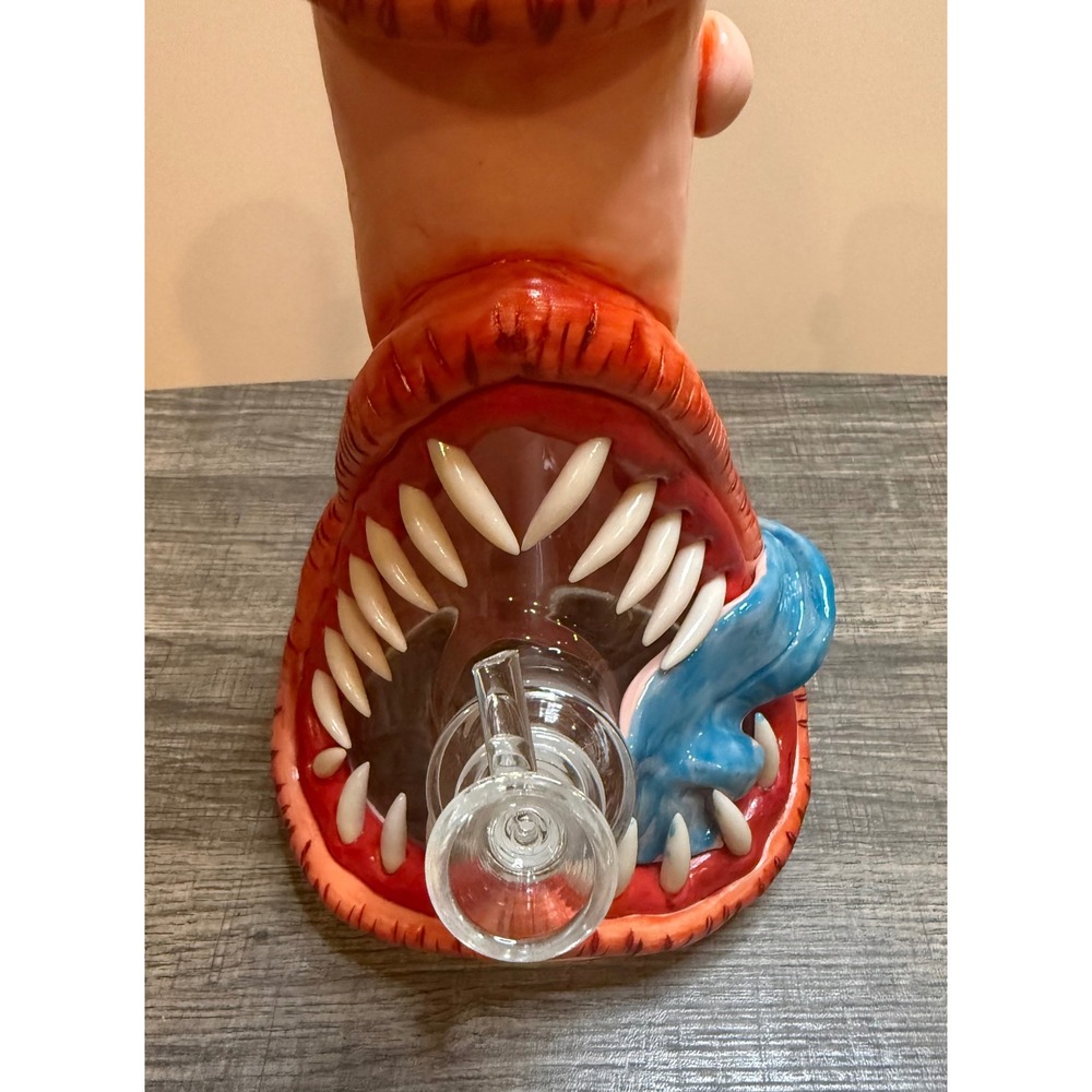 Monster Glass Water Pipe Beaker Horror Eye Teeth Handcrafted Pink Red 10 Inch - Picture 1 of 5